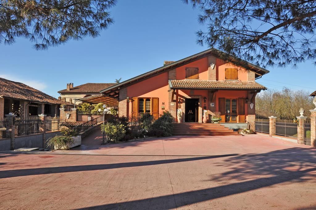 Santa Giuletta Agriturismo Corte Montini 빌라 외부 사진