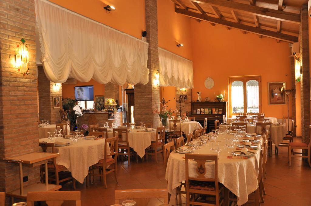Santa Giuletta Agriturismo Corte Montini 빌라 외부 사진