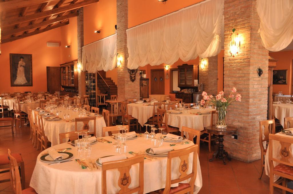 Santa Giuletta Agriturismo Corte Montini 빌라 외부 사진