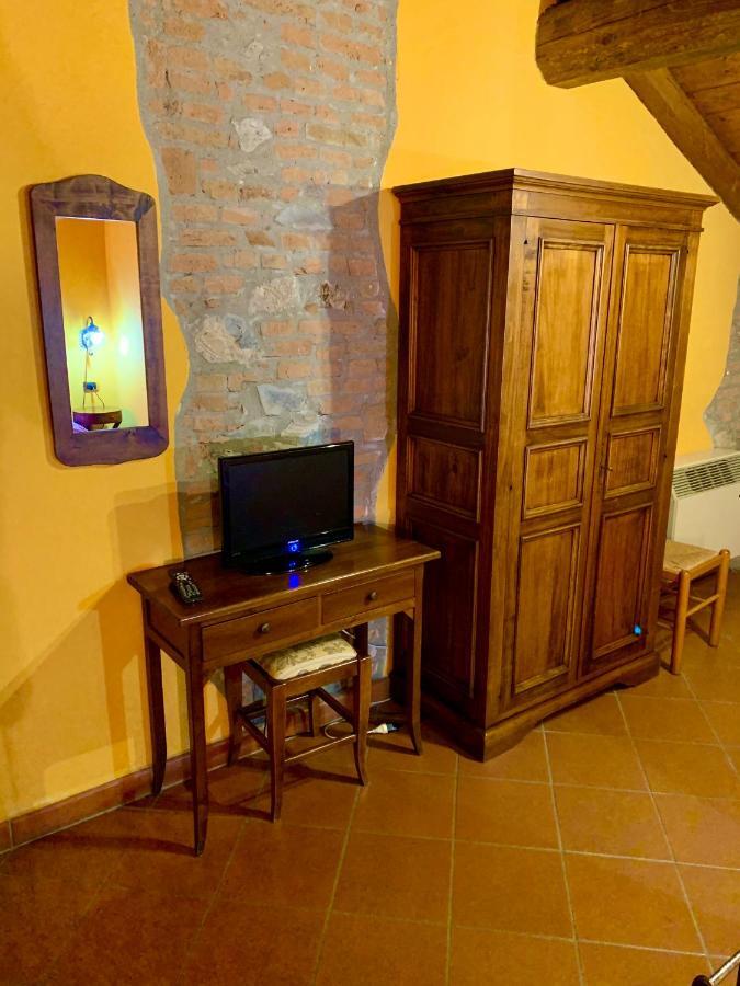 Santa Giuletta Agriturismo Corte Montini 빌라 외부 사진